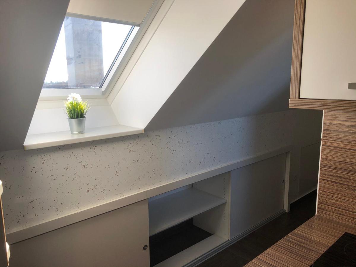 Apartma Ajda Appartement Kranj Buitenkant foto